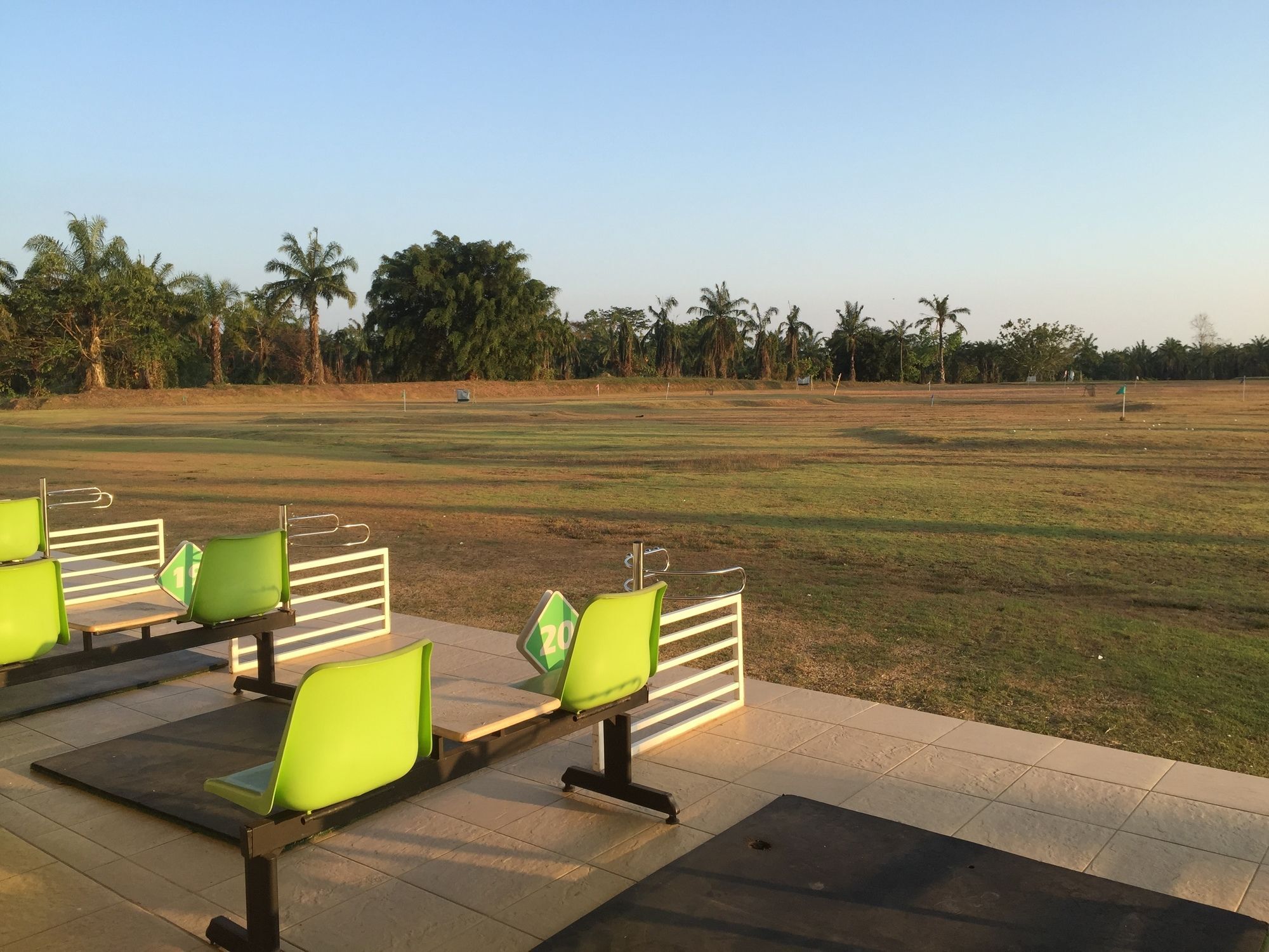 Palm Driving Range & Resort Krabi town Buitenkant foto